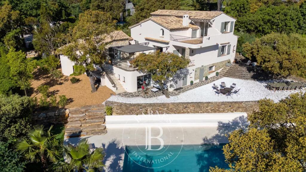 Main image of property: Provence-Alps-Cote d`Azur, Var, Grimaud
