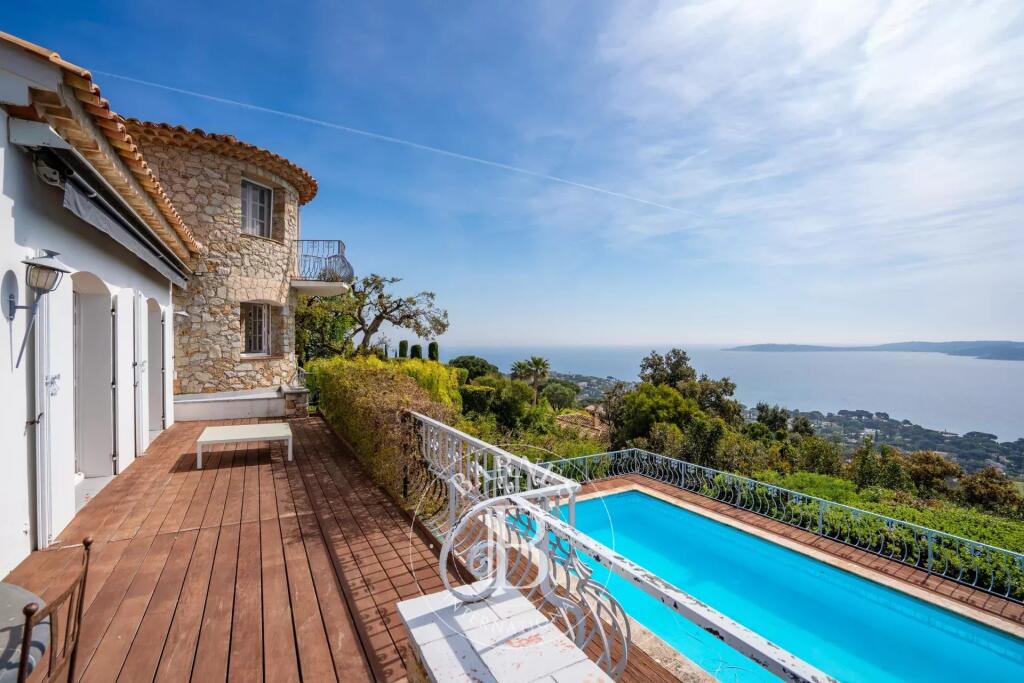 Main image of property: Provence-Alps-Cote d`Azur, Var, Grimaud
