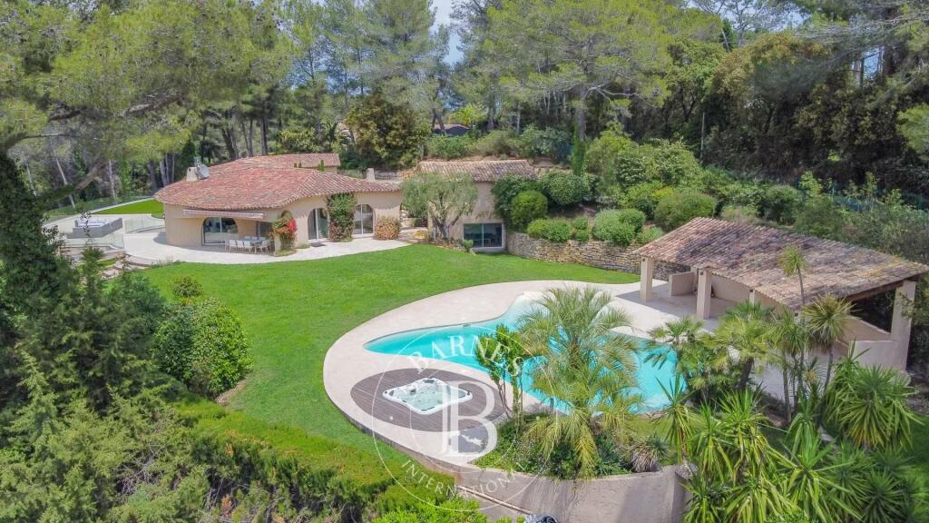 Main image of property: Provence-Alps-Cote d`Azur, Alpes-Maritimes, Mouans-Sartoux