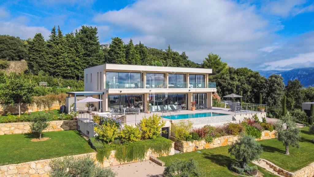 Main image of property: Provence-Alps-Cote d`Azur, Alpes-Maritimes, Chateauneuf De Grasse
