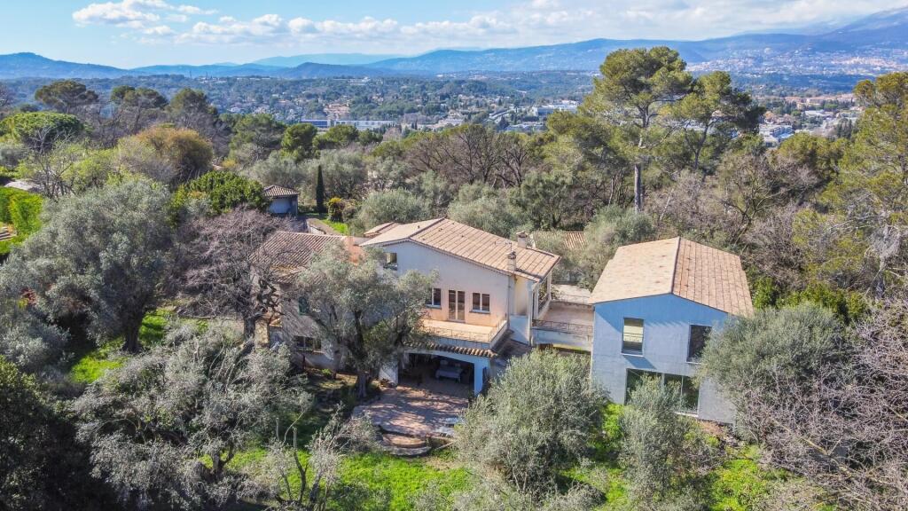 Main image of property: Provence-Alps-Cote d`Azur, Alpes-Maritimes, Mougins