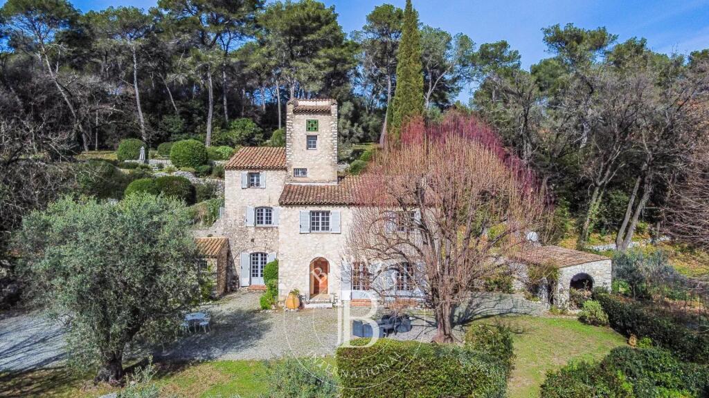 Main image of property: Provence-Alps-Cote d`Azur, Alpes-Maritimes, La Colle-sur-Loup