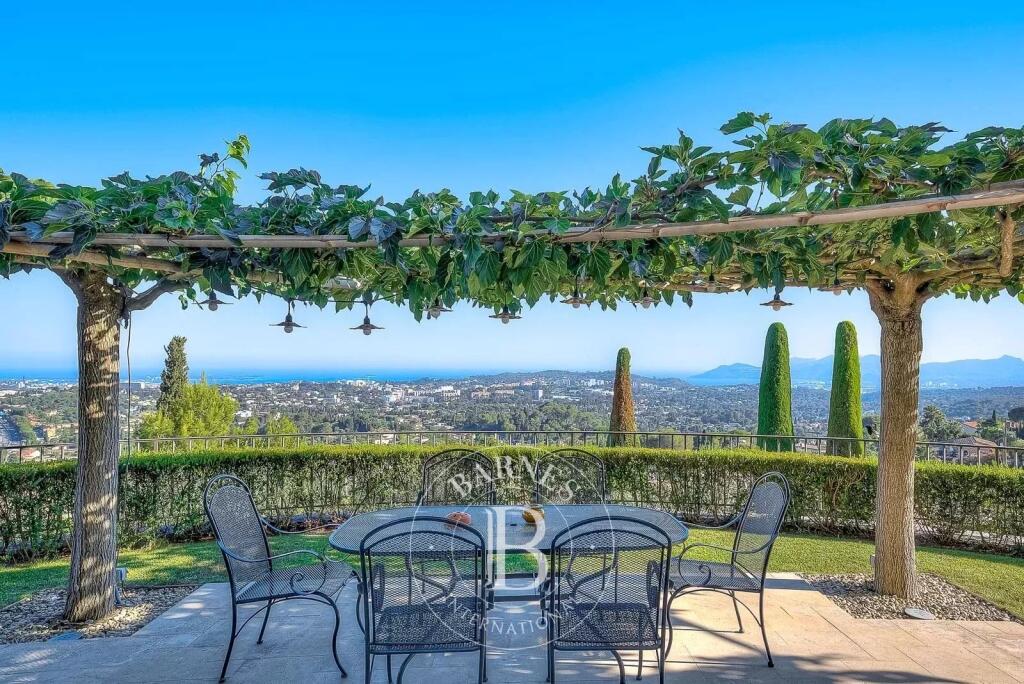 Main image of property: Provence-Alps-Cote d`Azur, Alpes-Maritimes, Mougins