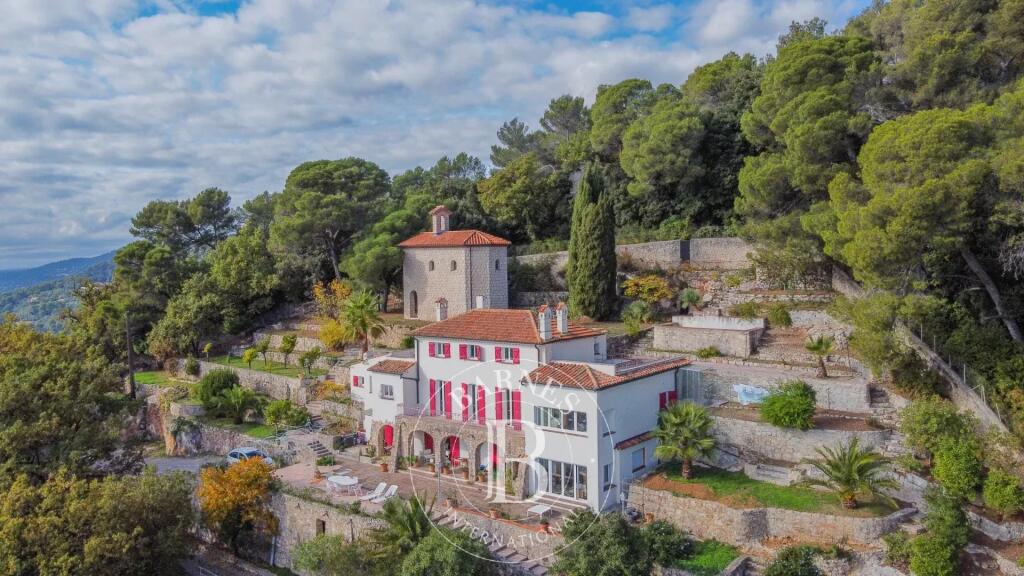 Main image of property: Provence-Alps-Cote d`Azur, Alpes-Maritimes, Grasse