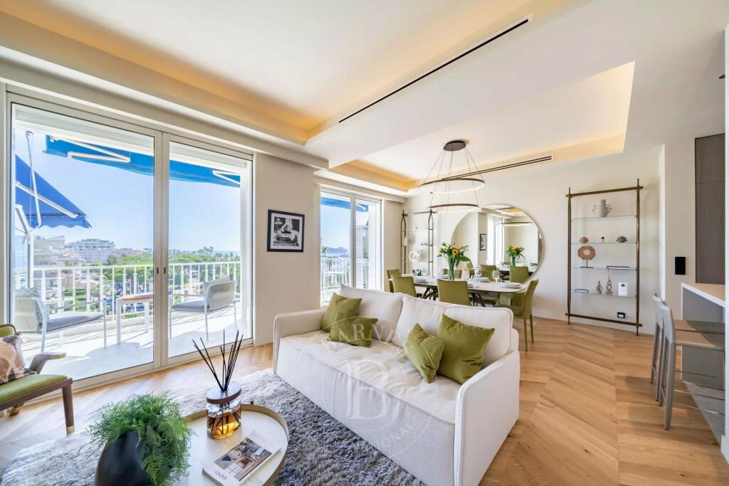 Main image of property: Provence-Alps-Cote d`Azur, Alpes-Maritimes, Cannes