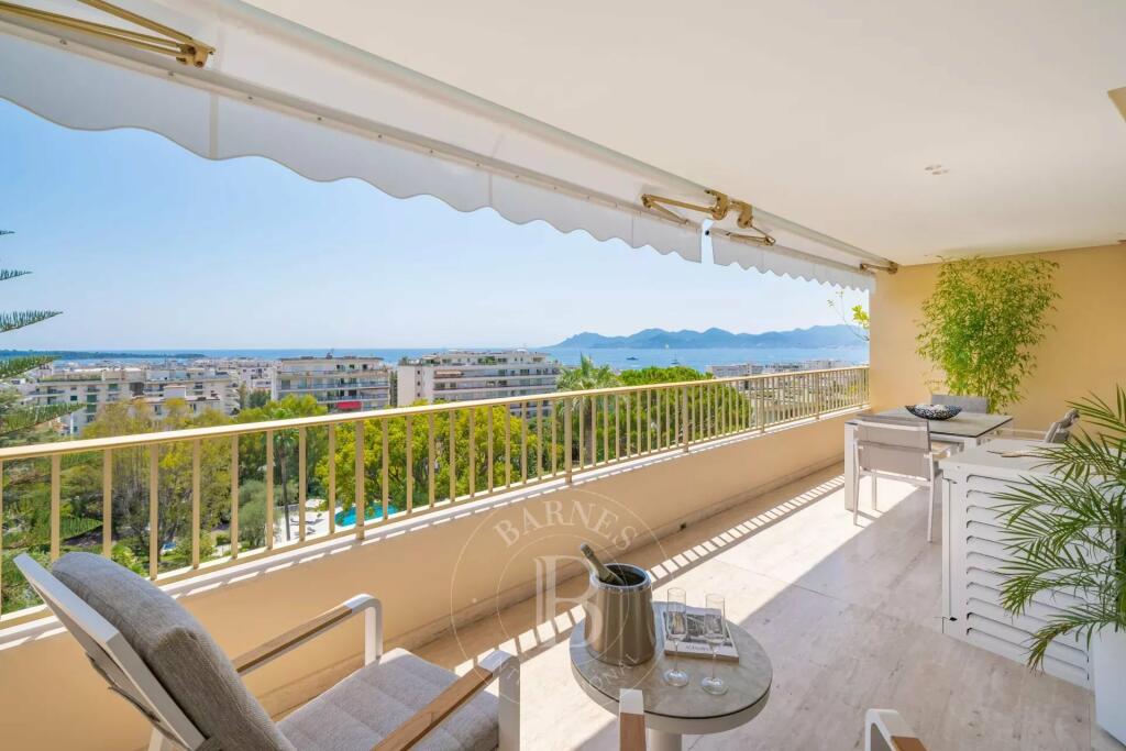 Main image of property: Provence-Alps-Cote d`Azur, Alpes-Maritimes, Cannes