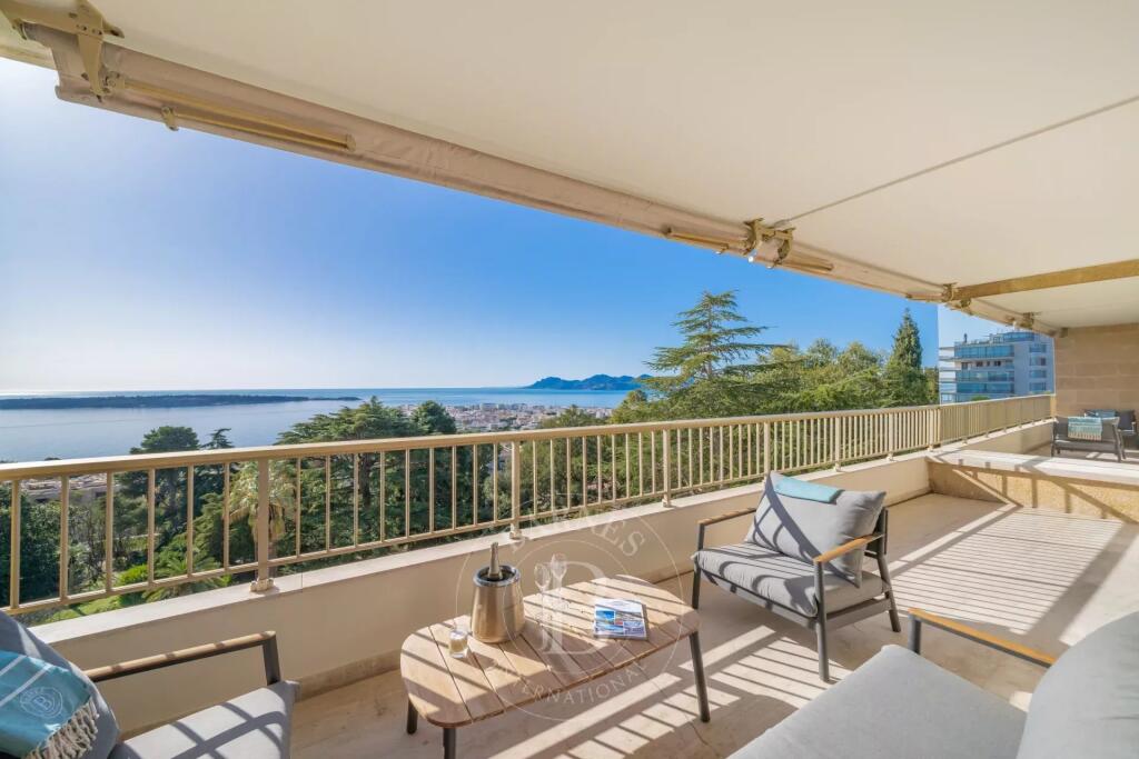 Main image of property: Provence-Alps-Cote d`Azur, Alpes-Maritimes, Cannes