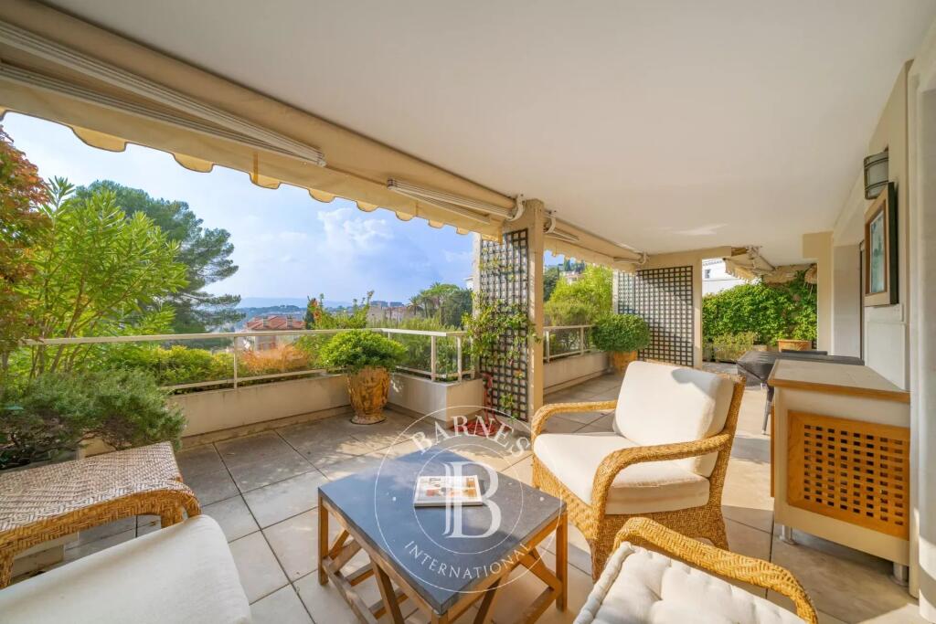 Main image of property: Provence-Alps-Cote d`Azur, Alpes-Maritimes, Le Cannet