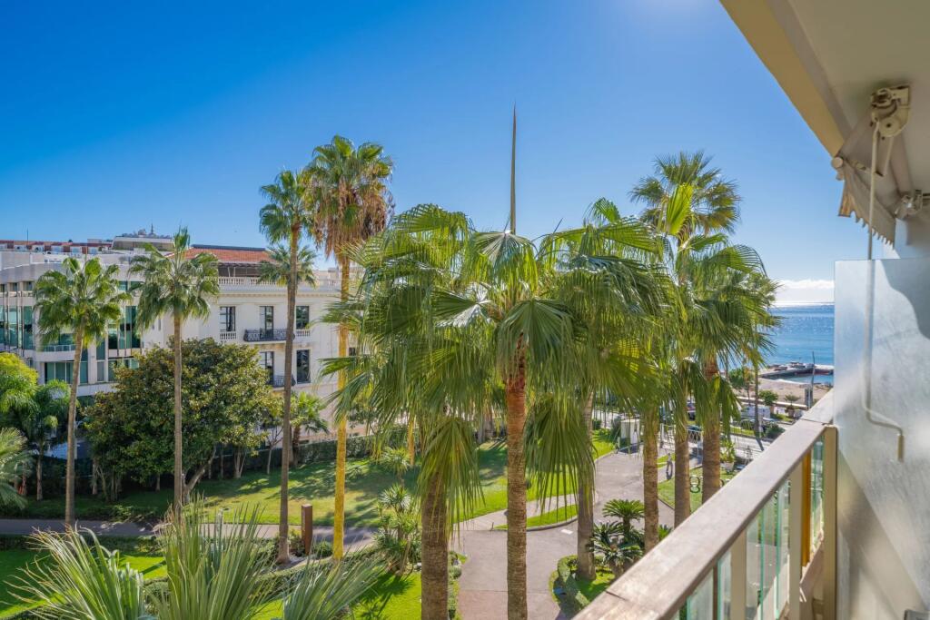 Main image of property: Provence-Alps-Cote d`Azur, Alpes-Maritimes, Cannes