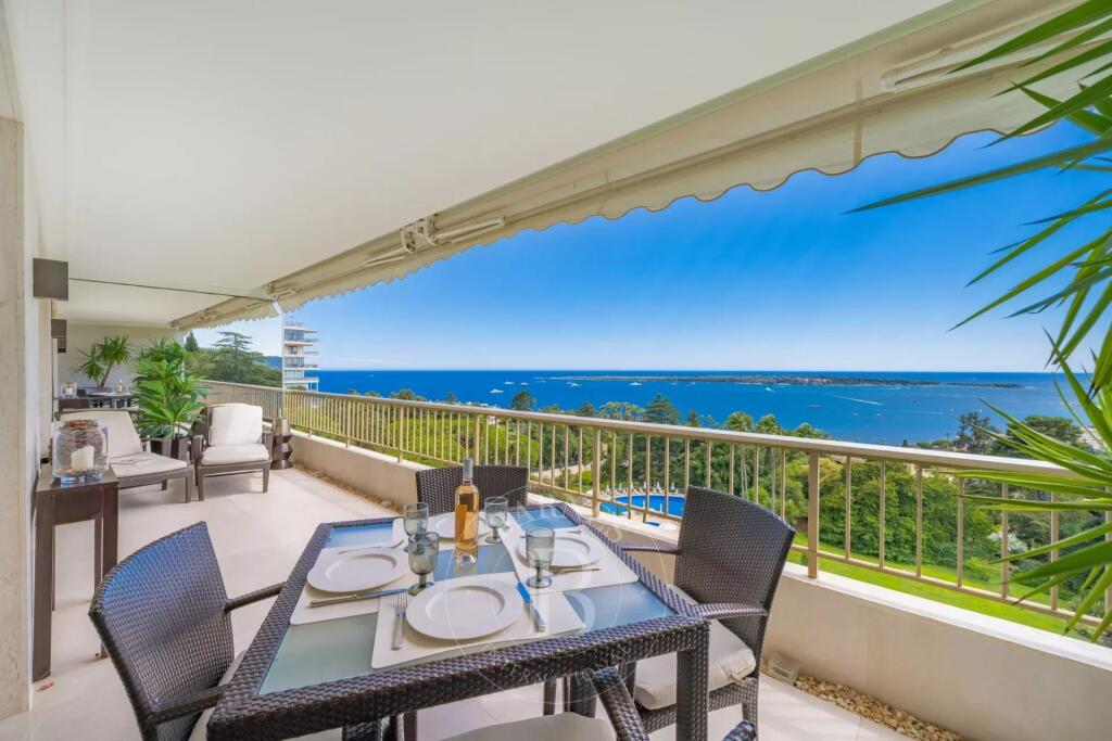 Main image of property: Provence-Alps-Cote d`Azur, Alpes-Maritimes, Cannes