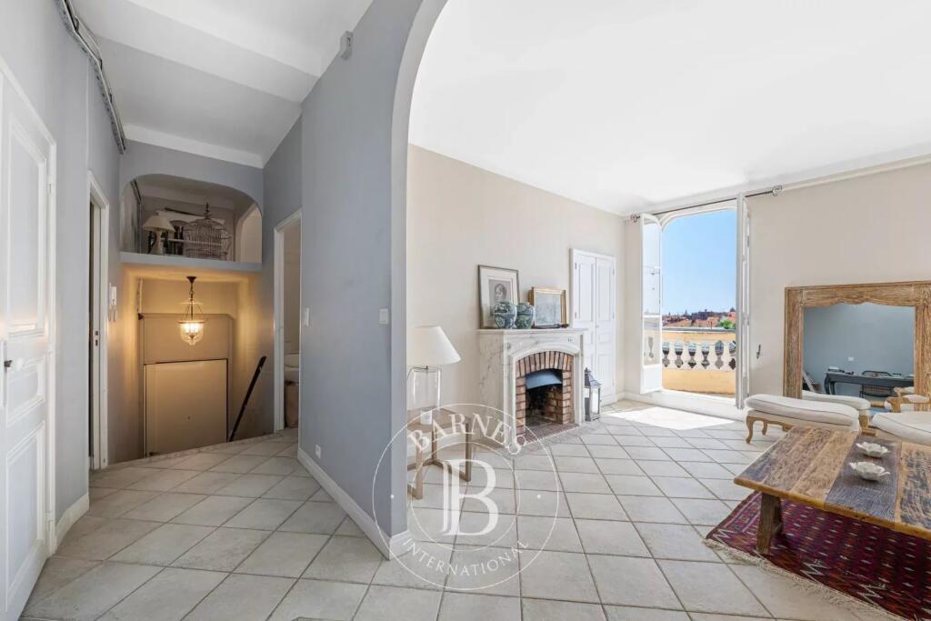 Main image of property: Provence-Alps-Cote d`Azur, Alpes-Maritimes, Nice