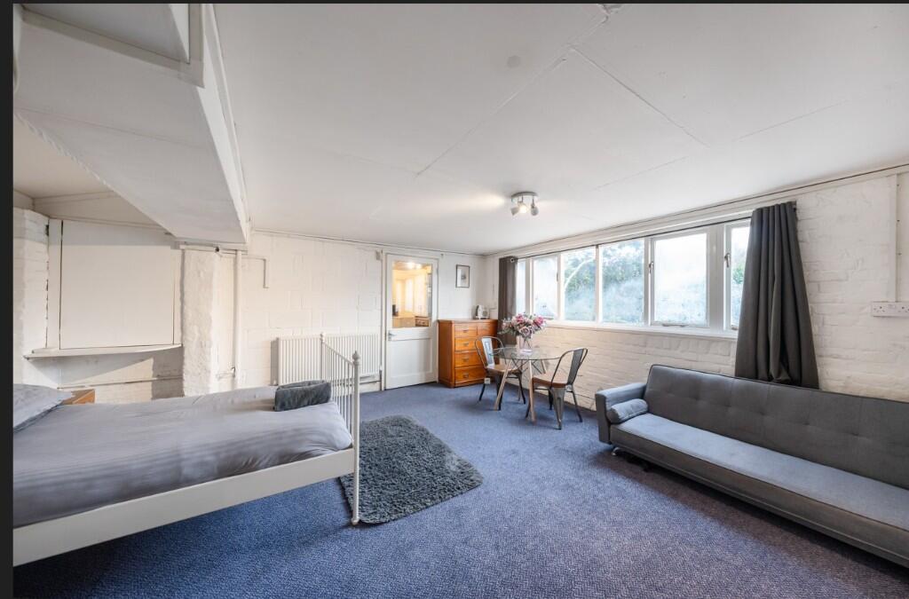 Main image of property: Gews Corner, Waltham Cross, Hertfordshire, EN8