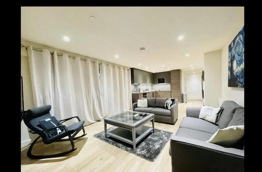 Main image of property: Beaufort Square, London, NW9