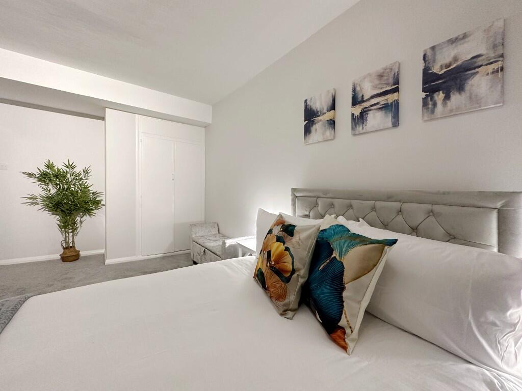 Main image of property: Churchill Gardens, London, SW1V