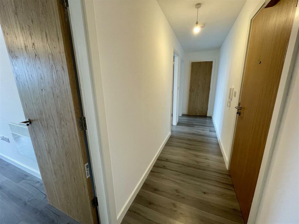 Additional property image - Bingley Road, Bradford