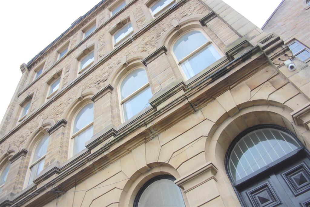 Main image of property: 19 Croft Street, Dewsbury