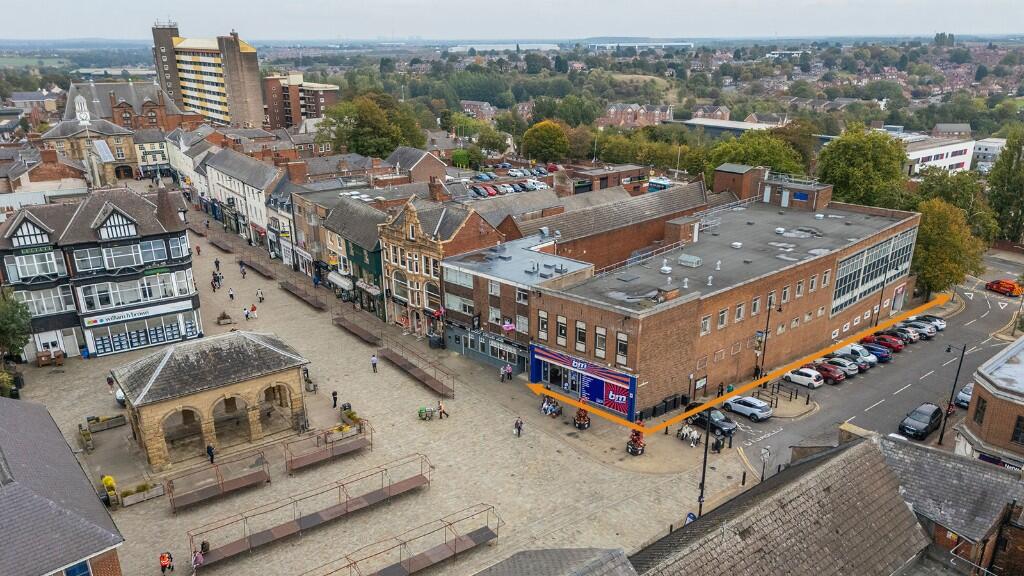 Main image of property: B&M, 43-45 Market Place, Pontefract, West Yorkshire, WF8 1AG