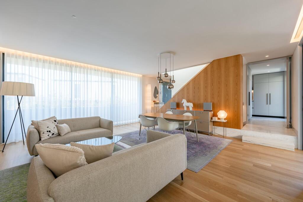 Main image of property: Lisbon, Cascais