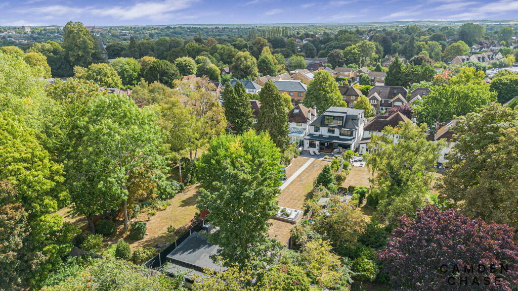 Main image of property: Watford Road, St Albans, AL1 2AJ