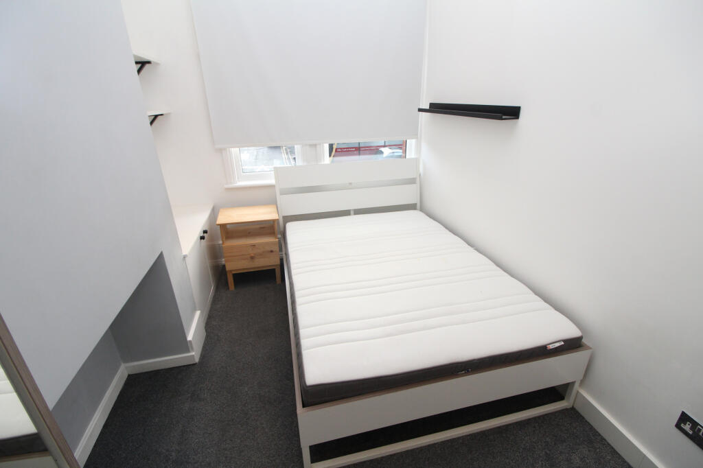 Main image of property: Broadway, Bexleyheath, DA6