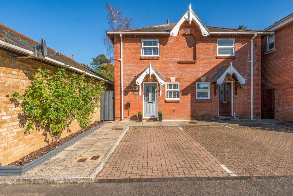 Main image of property: Bennetts Farm Place, Little Bookham, Leatherhead, KT23