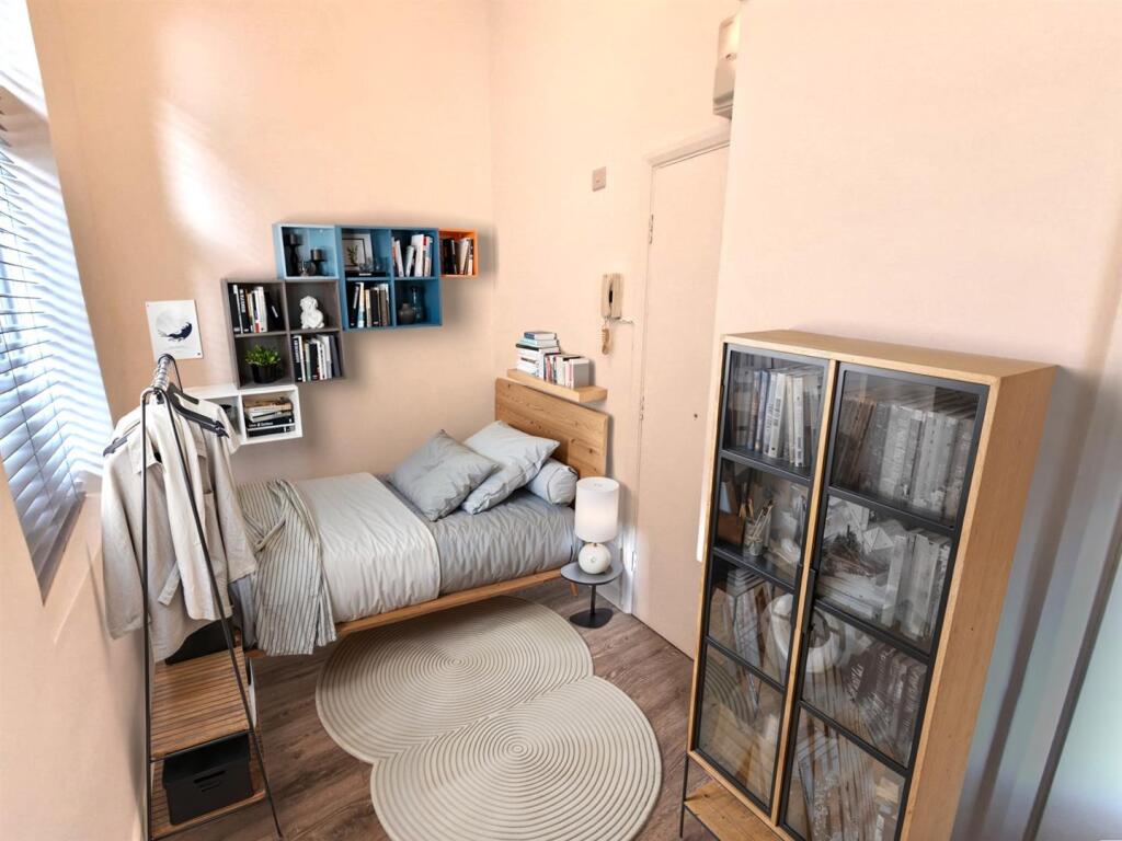 Main image of property: Gloucester Road, London