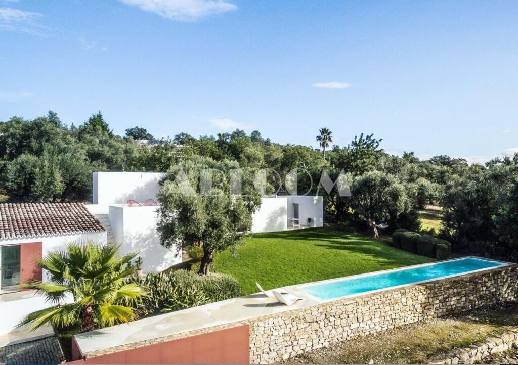Main image of property: Algarve, Santa Bárbara de Nexe