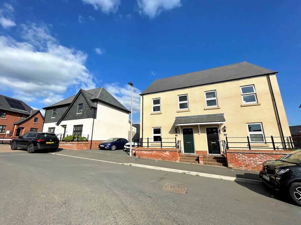 Main image of property: Dart Avenue, Exeter