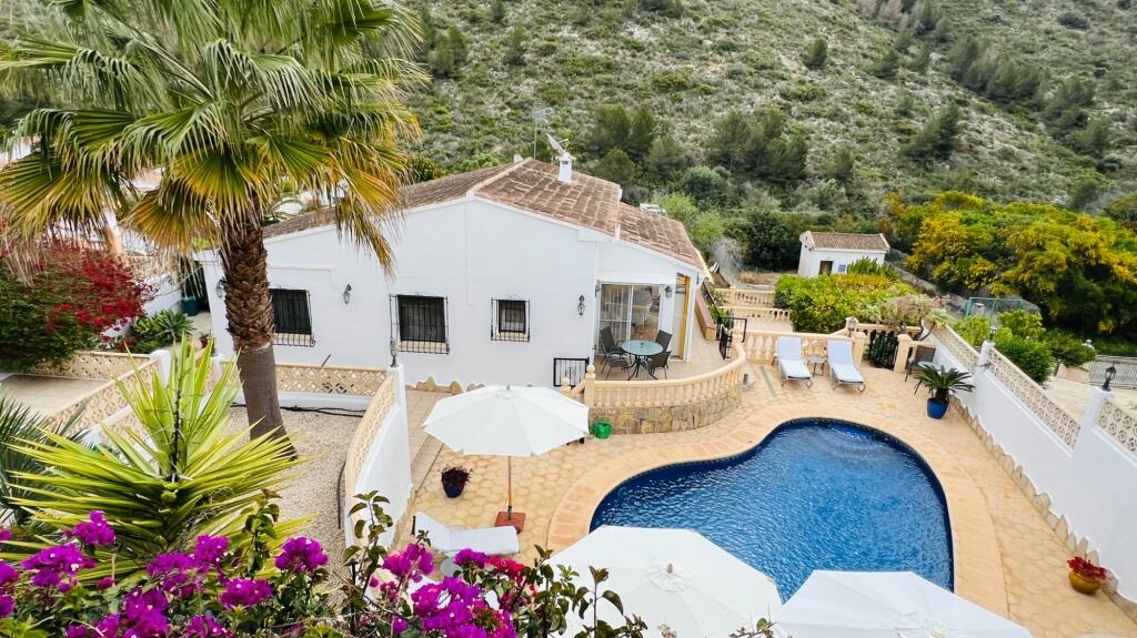 Main image of property: Benitachell
