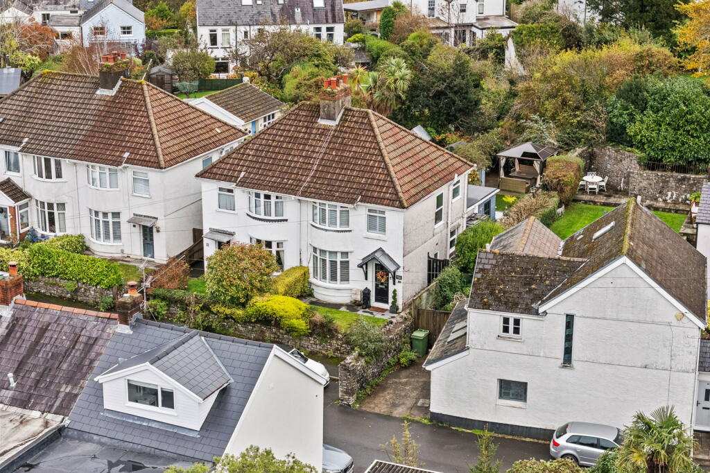 Main image of property: Nottage Road, Newton, Swansea, SA3 4SU