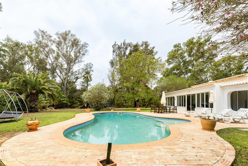 Main image of property: Algarve, Portimão