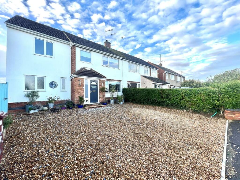 4 bedroom semidetached house for sale in Park Lane, Duston