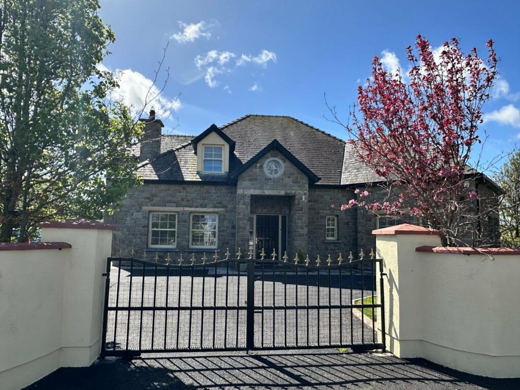 5 bed home in Ireland
