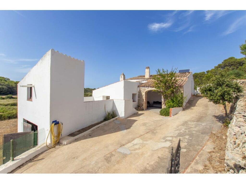 6 bedroom property for sale in Balearic Islands...