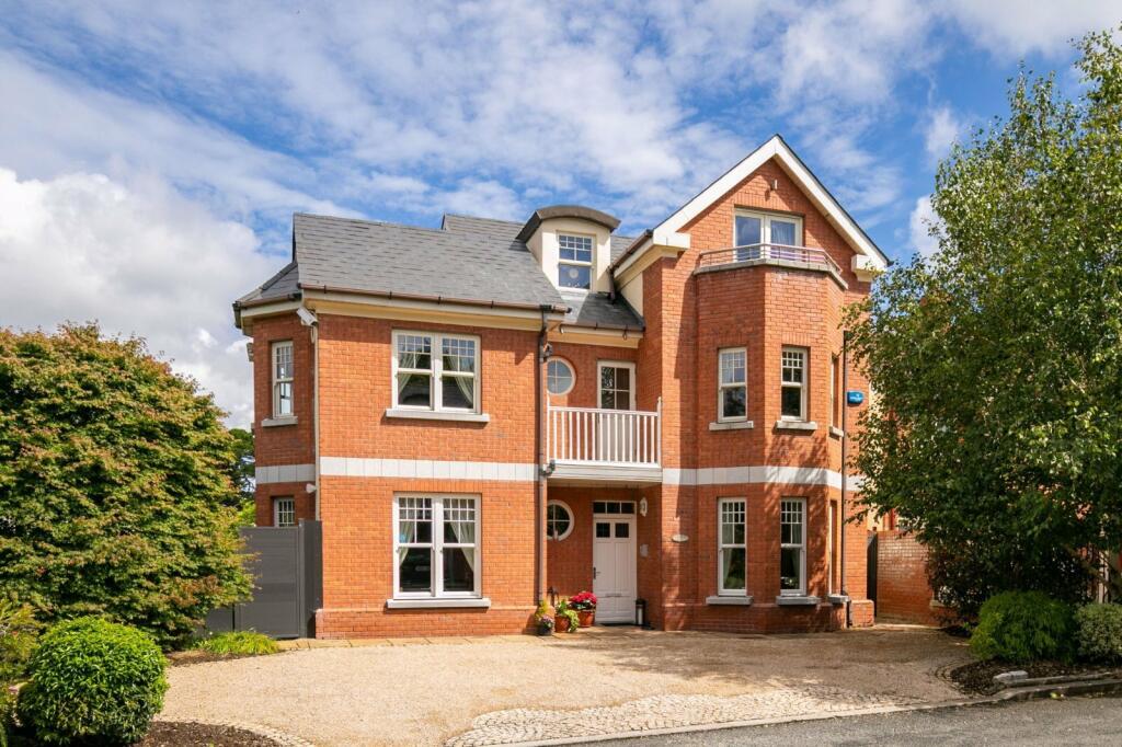 5 bedroom property in Dublin, Blackrock