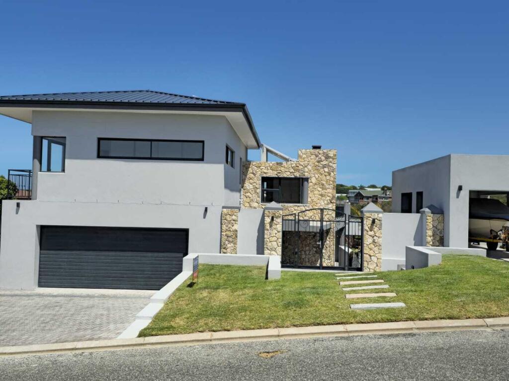 Main image of property: Western Cape, Stilbaai