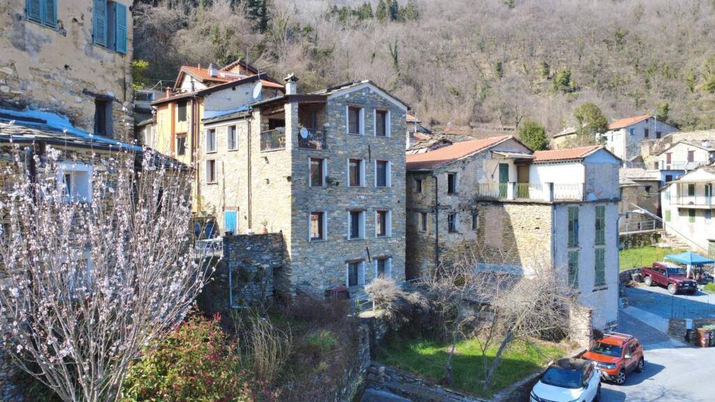 Main image of property: Liguria, Imperia, Rezzo