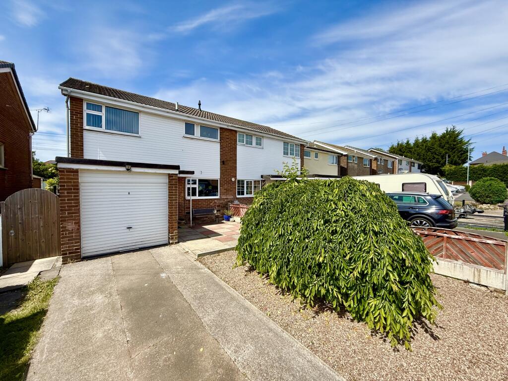 Main image of property: Windsor Road, Wakefield, WF1 2BT