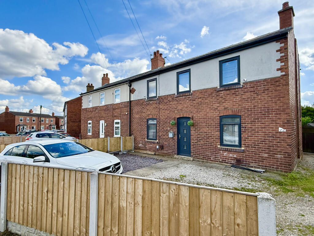 Main image of property: Bradford Road, Tingley, WF3 1NN