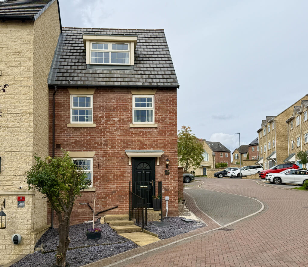 Main image of property: Heathcote Close, Woolley Grange