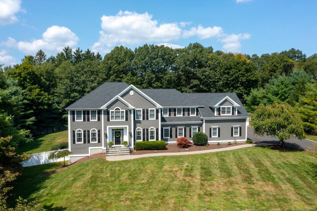 Detached property in Connecticut...