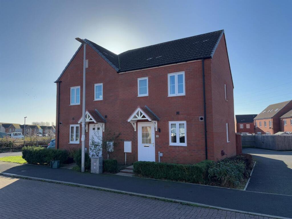 Main image of property: Stryd Bennett, Llanelli