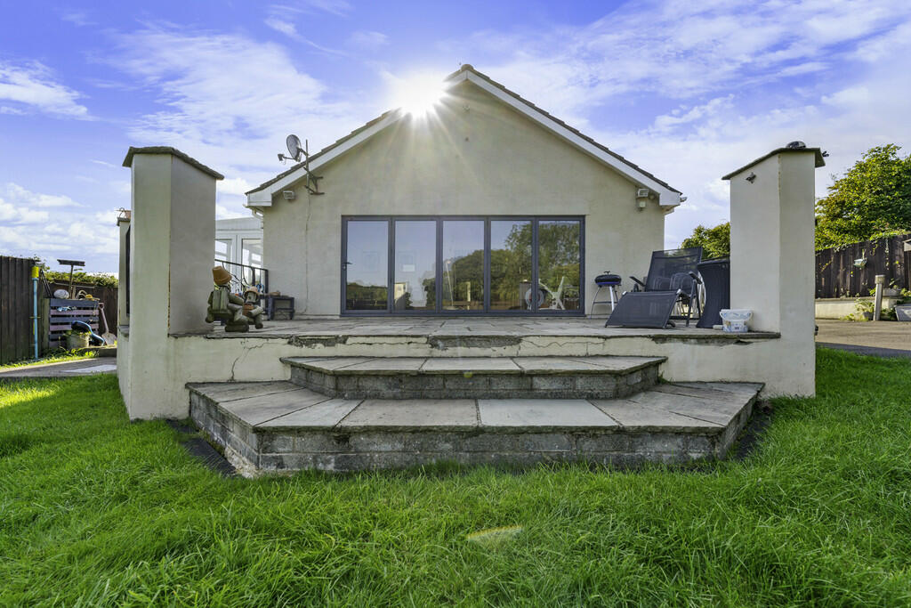 Additional property image - Cross Common Road, Dinas Powys