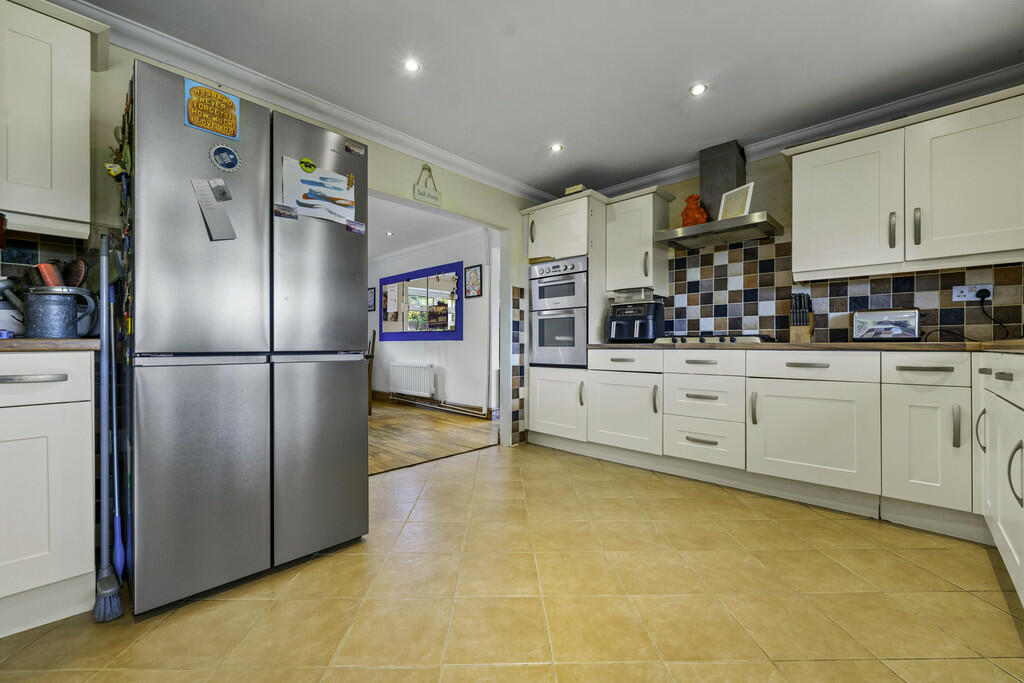 Additional property image - Cross Common Road, Dinas Powys