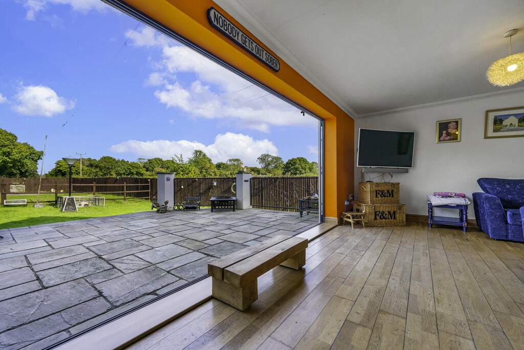 Additional property image - Cross Common Road, Dinas Powys