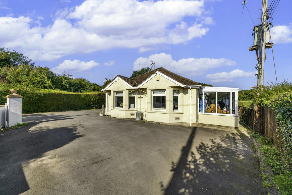 Additional property image - Cross Common Road, Dinas Powys