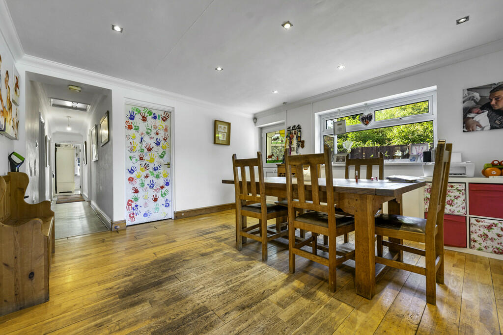 Additional property image - Cross Common Road, Dinas Powys