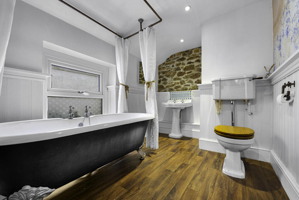 Additional property image - Sunnybank, Dinas Powys