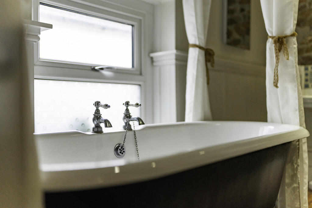 Additional property image - Sunnybank, Dinas Powys
