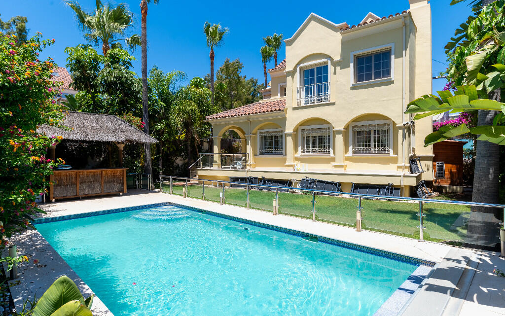 Main image of property: Puerto Banus, Málaga, Andalusia